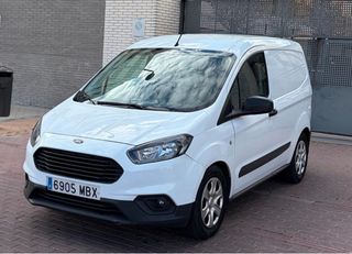 Ford Transit Courier 2023