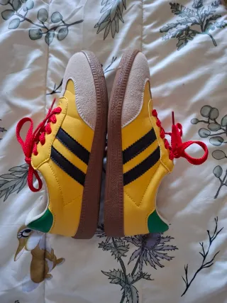 Sneakers sportive gialle