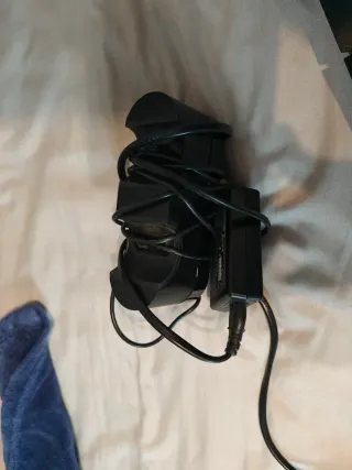 Playstation 4 (PS4) Nera con accessori