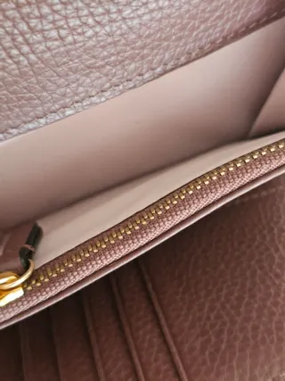 Billetero y neceser Coccinelle