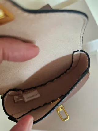 Billetero y neceser Coccinelle