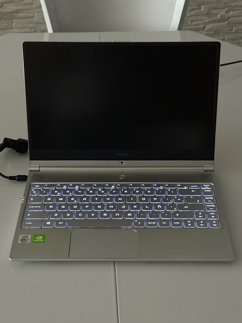 Portátil MSI Modern 14 i7 16GB RAM Caja+cargador