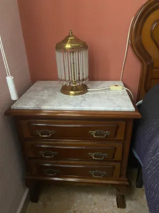 Mesita de noche madera con mármol