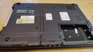 Portátil Philips 15NB57 para piezas