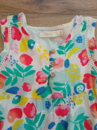 Vestido estampado floral 3-4 años.