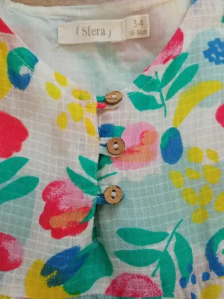 Vestido estampado floral 3-4 años.