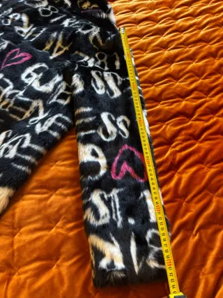 Abrigo Guess Talla L