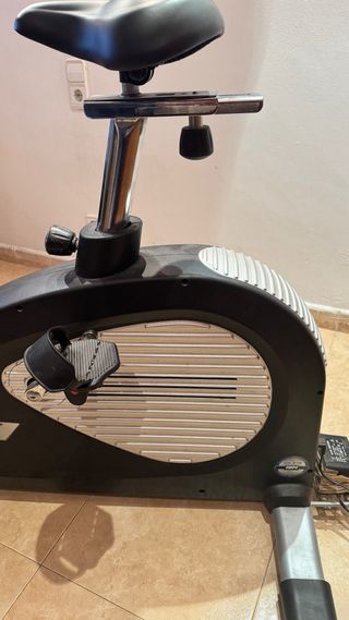 Bicicleta Estática ION 370B