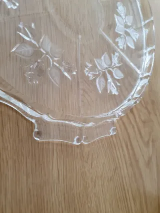 Fuente redonda de cristal para tartas