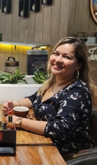 Cuidadora responsable y cariñosa  en Bilbao