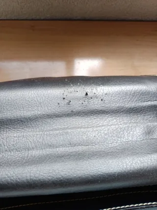 Maletín de piel negro