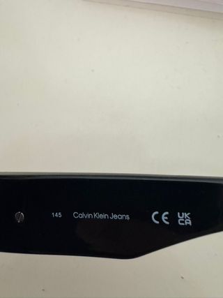 Gafas de sol Calvin Klein negras