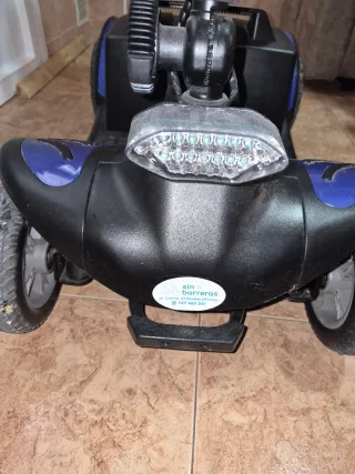 Moto Scooter Personas Mayores sin uso en garantia