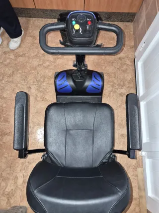 Moto Scooter Personas Mayores sin uso en garantia