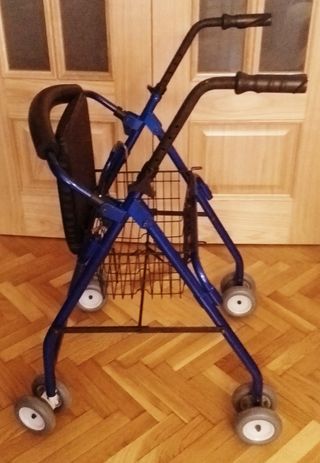 Andador plegable con Cesta