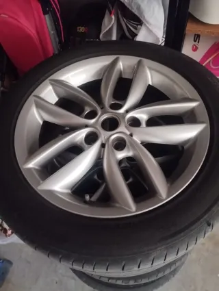 Llantas y neumáticos Mini Countryman R60