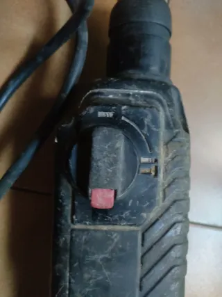 Taladro percutor Bosch GBH 2SE