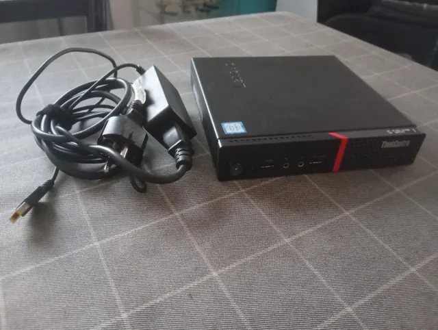 Lenovo ThinkCentre M700 Core i5 8GB RAM 256GB NVMe