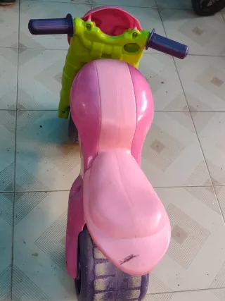 Moto correpasillos rosa niña