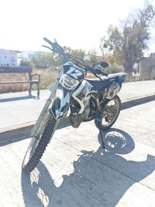 Yamaha DT50R (Escucho ofertas o cambios)
