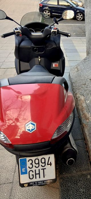 Piaggio MP3 125 Rojo