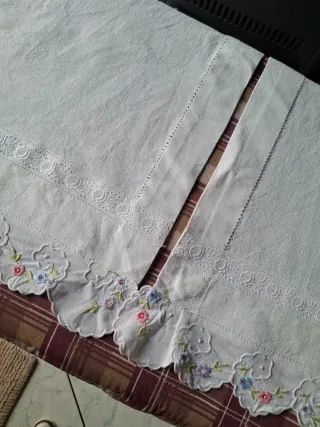 2 Tendine Ricamate Fiori Cotone