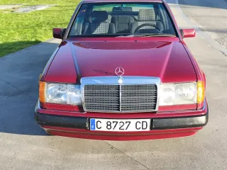 Mercedes-Benz Clase E 1993
