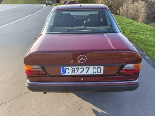 Mercedes-Benz Clase E 1993