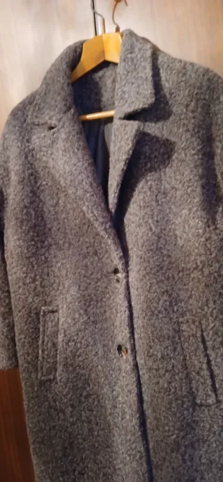 Cappotto donna tessuto bouclé grigio