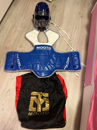 Zapatillas Taekwondo Blancas y Doradas