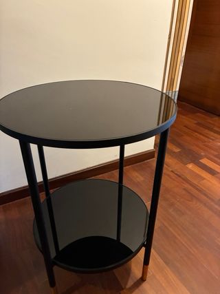 Mesa Auxiliar Ikea Cristal Negro y Dorado