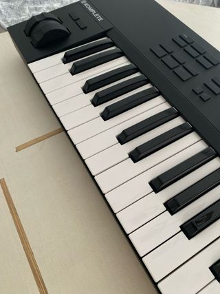 Native Instruments Komplete Kontrol A49