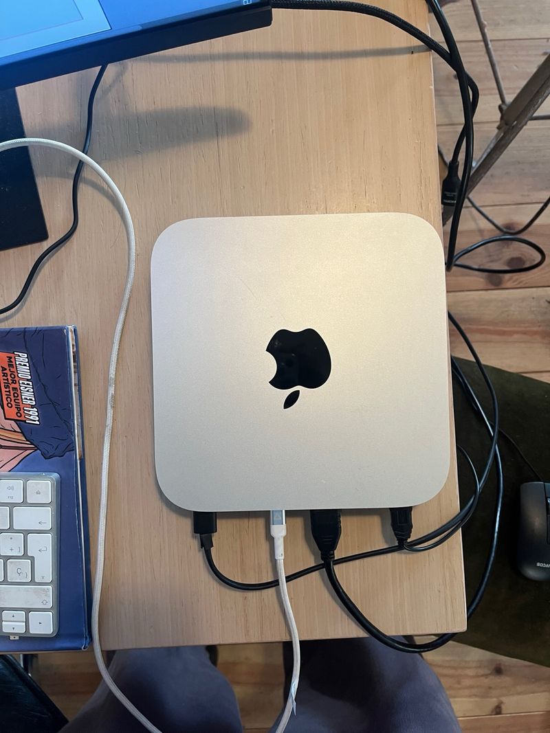 Mac Mini M2 16GB RAM 256GB SSD