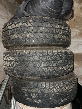 Neumático Hankook Dynapro AT2 235/75R15
