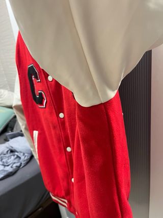 Chaqueta Chicago Bulls NBA Roja y Blanca