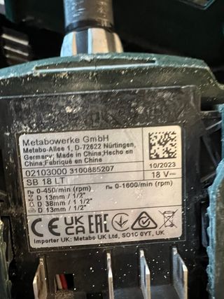 Taladro percutor Metabo con baterías