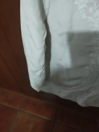 Camisa Massimo Dutti bordada blanca