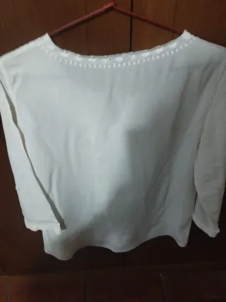 Camisa Massimo Dutti bordada blanca