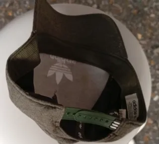 Gorra Adidas Marrón Hombre