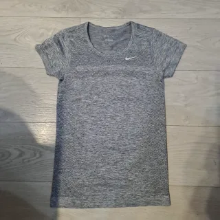 Camiseta Nike Dry-Fit Talla XS