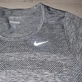 Camiseta Nike Dry-Fit Talla XS
