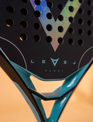 Pala de Level Padel - Modelo Azure. Nueva