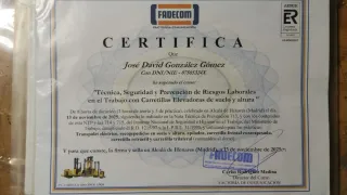 Busco trabajo como carretillero o repartidor