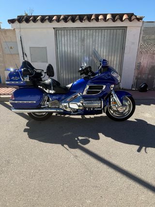 Honda Goldwing GL1800 Azul Touring