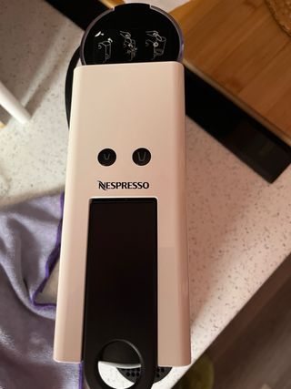 Cafetera Nespresso Essenza Mini Blanca