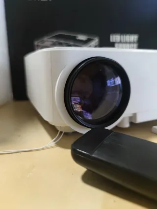 Proyector DBPOWER 1800 lúmenes Blanco