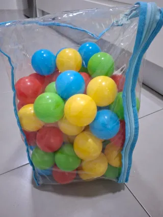 Bolas de colores para niños