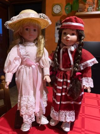 Coppia bamboline porcellana