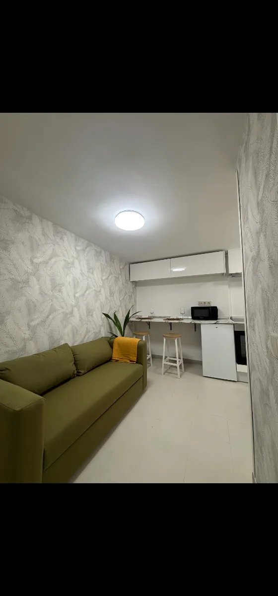 Se alquila apartamento 650 eur