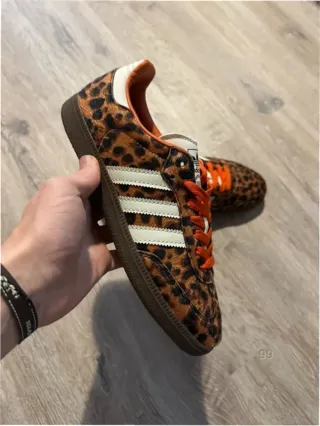 Adidas Samba OG Leopardo Rojo Talla 40